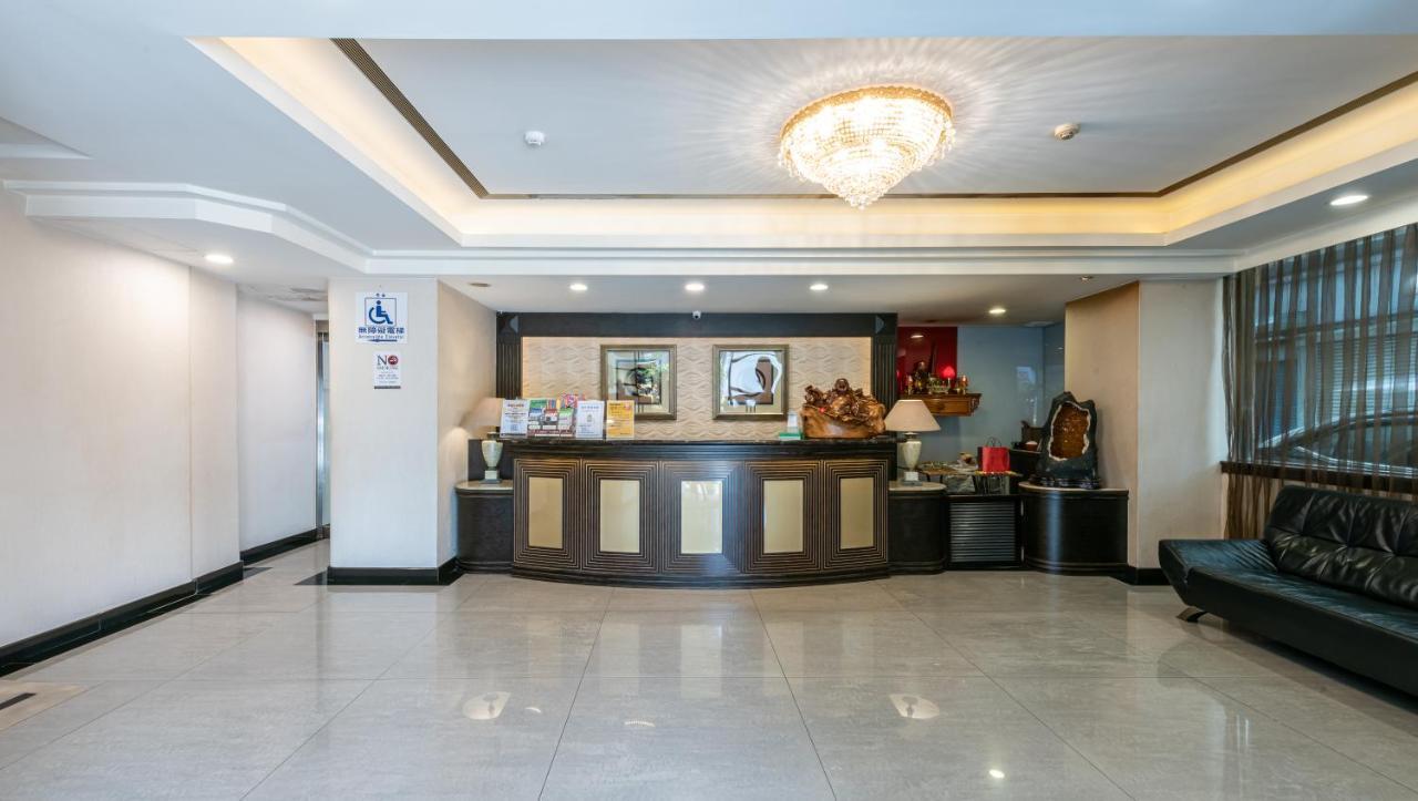 Hub Hotel - Zhongshan Branch Тайпей Екстериор снимка