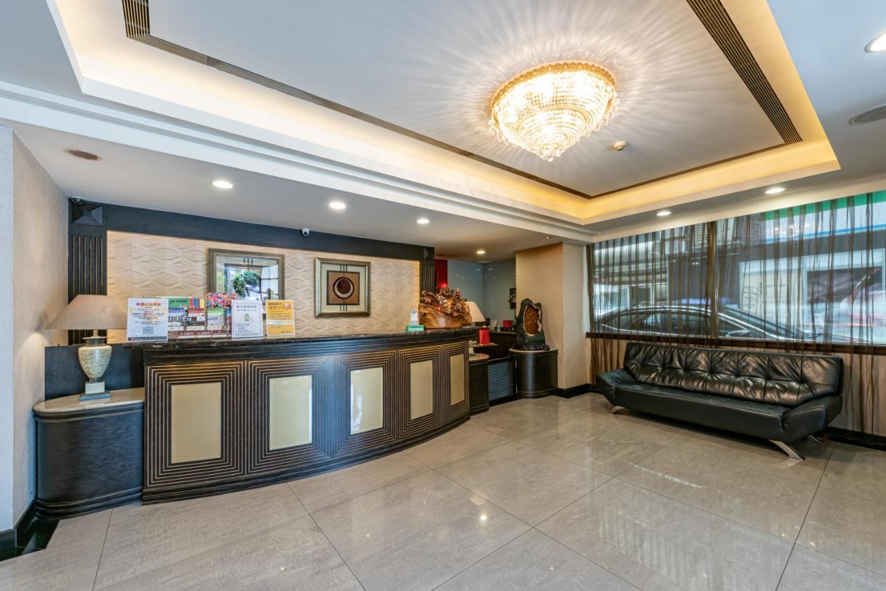 Hub Hotel - Zhongshan Branch Тайпей Екстериор снимка